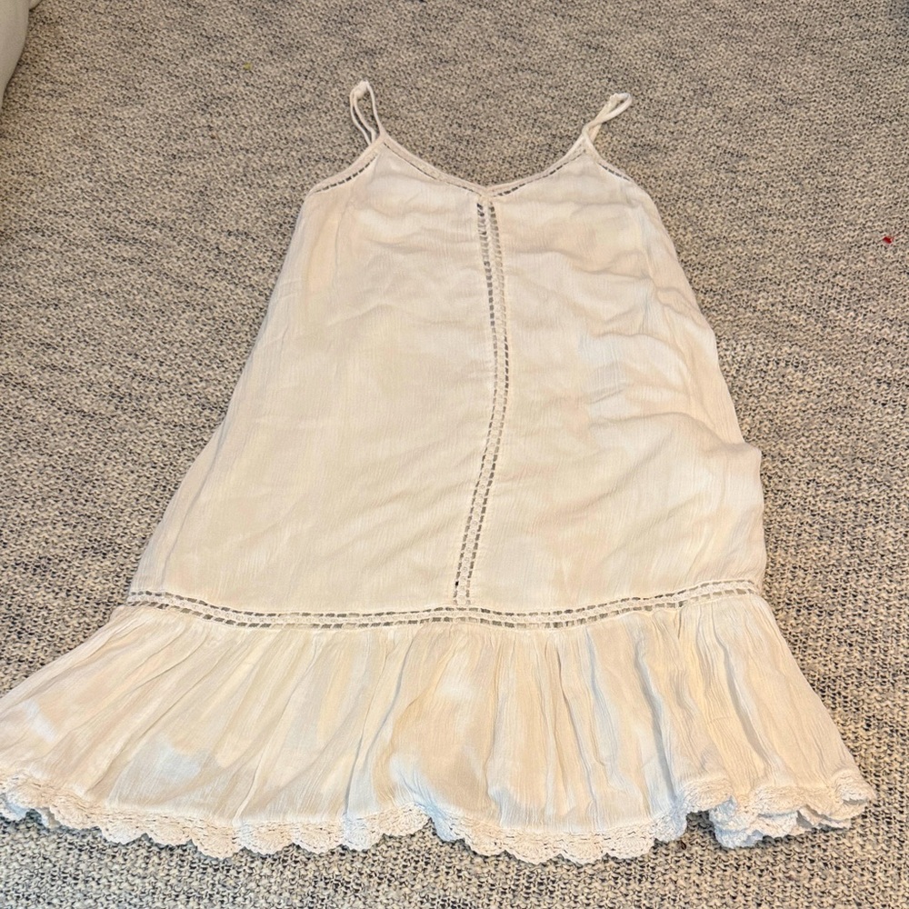 Cupcakes and Cashmere White Sleeveless Dress with Lace Trim size smal